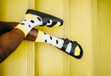 dad socks for fatherd day, get an omescape voucher