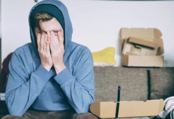 Why Do We Perform Better Under Pressure